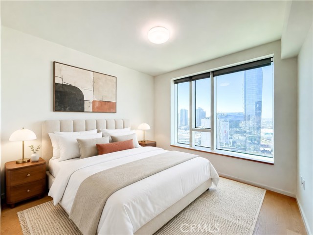 Front Image Thumbnail for CRTR26186686