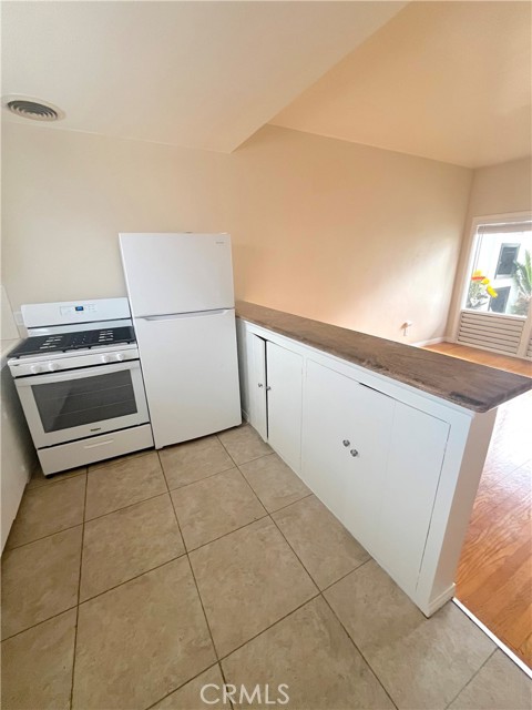 Detail Gallery Image 10 of 29 For 250 Cliff Dr #6,  Laguna Beach,  CA 92651 - 1 Beds | 1 Baths