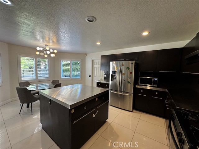 Detail Gallery Image 30 of 75 For 10 Ivy Lane, Irvine,  CA 92602 - 4 Beds | 2/1 Baths