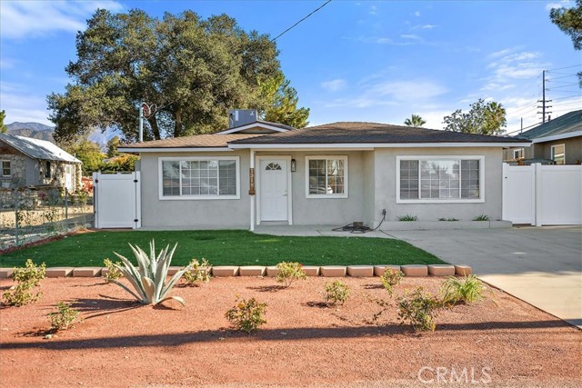 1318 Malachite Avenue, Mentone CA: https://media.crmls.org/medias/c8b8f624-d680-4db2-8425-5a506d1eafc4.jpg