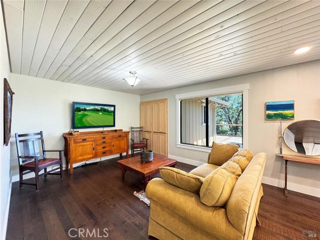 1321 Oak Knoll Road, Ukiah CA: https://media.crmls.org/medias/c8b92f59-bdb9-42ff-9b95-13370944155a.jpg