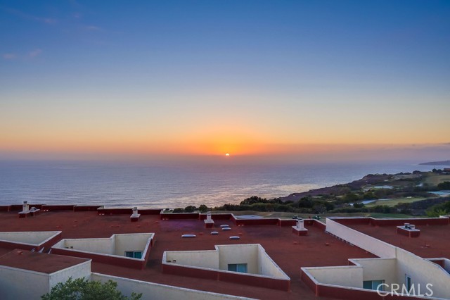 Detail Gallery Image 9 of 74 For 3200 La Rotonda Dr #611,  Rancho Palos Verdes,  CA 90275 - 2 Beds | 2 Baths