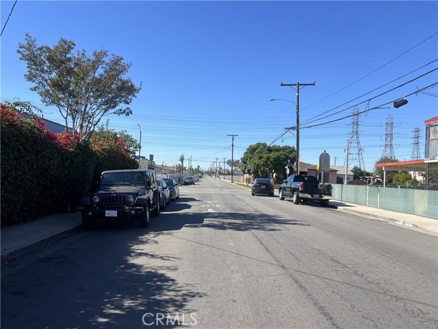 Detail Gallery Image 9 of 9 For 678 Saybrook, Los Angeles,  CA 90022 - – Beds | – Baths