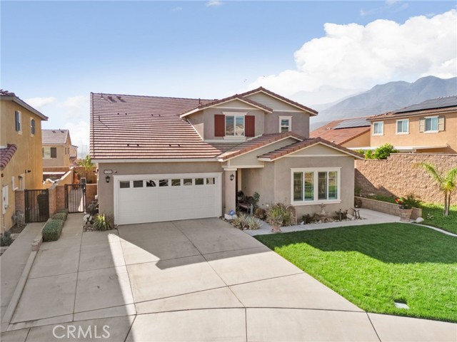 Detail Gallery Image 2 of 44 For 5246 Denali Ct, Fontana,  CA 92336 - 4 Beds | 4 Baths