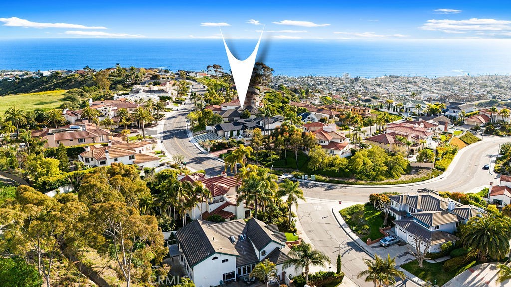 https://media.crmls.org/medias/c8bc5827-e01a-4c36-aff4-68a0c62fca6c.jpg?preset=X-Large