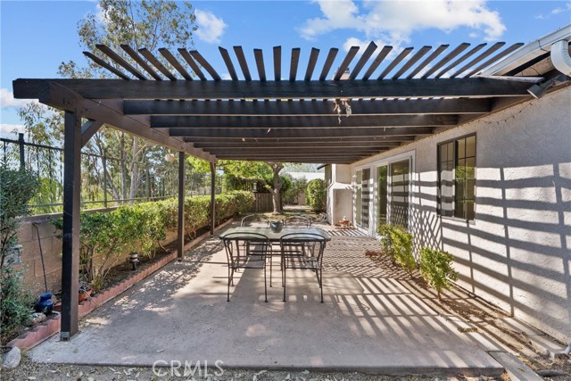 Detail Gallery Image 46 of 60 For 18826 Cabral, Canyon Country,  CA 91351 - 5 Beds | 3 Baths