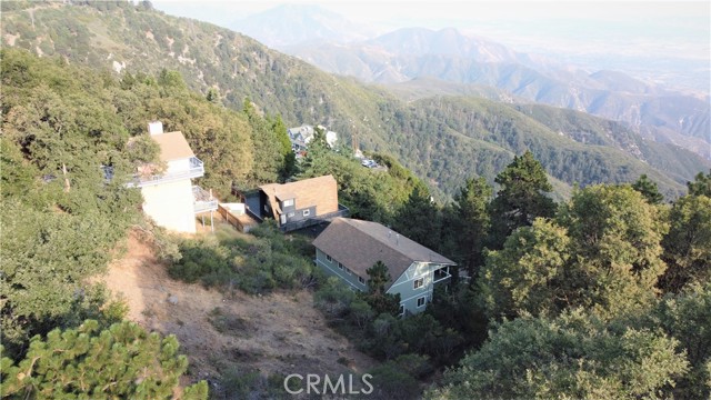 Detail Gallery Image 16 of 27 For 25134 Grandview Dr, Crestline,  CA 92325 - – Beds | – Baths