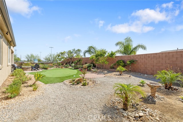 Detail Gallery Image 38 of 55 For 4882 Hawk Ridge Ave, Fontana,  CA 92336 - 4 Beds | 3/1 Baths