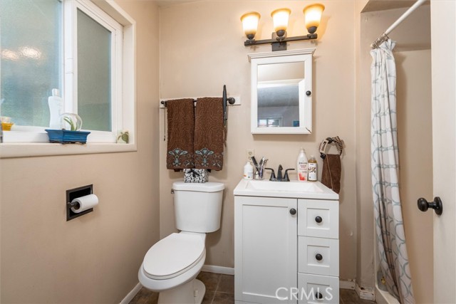 Detail Gallery Image 21 of 29 For 49851 Road 426, Oakhurst,  CA 93644 - 2 Beds | 2 Baths