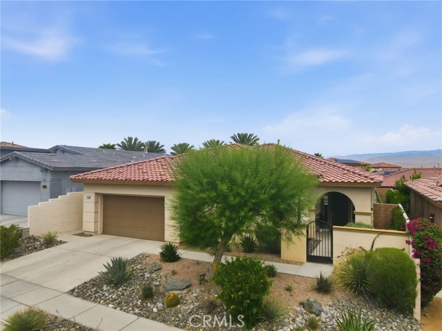 Detail Gallery Image 3 of 45 For 74516 Tesla Dr, Palm Desert,  CA 92211 - 4 Beds | 3/1 Baths