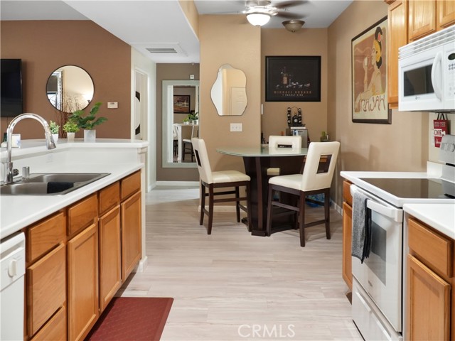 Detail Gallery Image 2 of 25 For 24909 Madison Ave #3314,  Murrieta,  CA 92562 - 2 Beds | 2 Baths