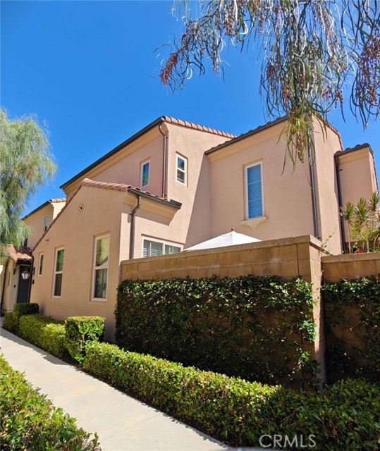 129 Excursion, Irvine CA: https://media.crmls.org/medias/c8c1e7bf-3d4a-435f-bfbb-4ab68765e6d1.jpg