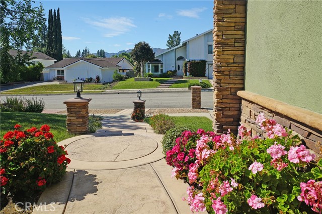 Detail Gallery Image 7 of 69 For 6494 Joshua St, Oak Park,  CA 91377 - 5 Beds | 3 Baths