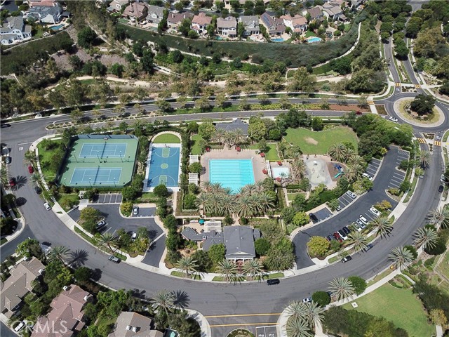 19 Rinehart Road, Ladera Ranch CA: https://media.crmls.org/medias/c8c26bd2-3f9a-4e69-a265-9562b86570d6.jpg