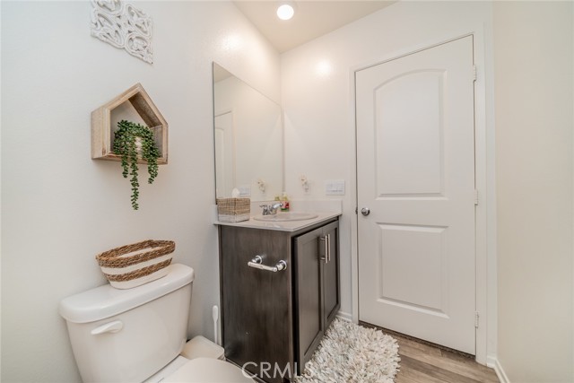 Detail Gallery Image 19 of 31 For 8346 Woodrose St, Jurupa Valley,  CA 92509 - 3 Beds | 2/1 Baths