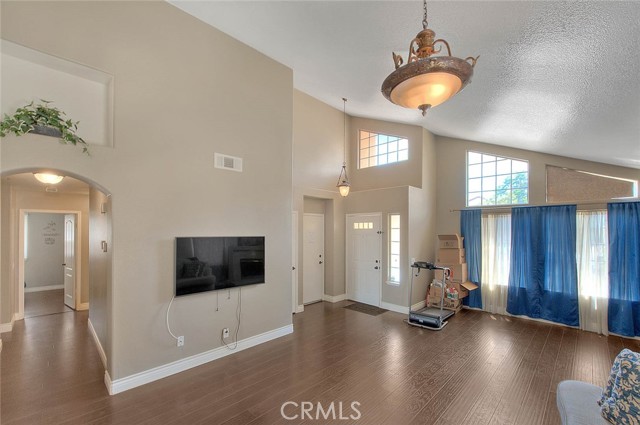 737 Mount Whitney Circle, Corona, CA, 92879 737 Mount Whitney Circle, Corona, CA, 92879