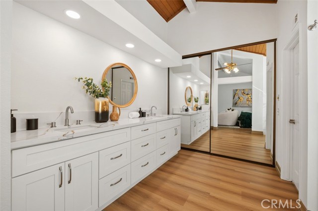 9 Aberdeen st, Irvine CA: https://media.crmls.org/medias/c8c53d5c-c28c-4143-80b7-67c91ad8ef45.jpg