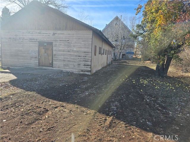 Detail Gallery Image 4 of 22 For 503 Birch St, Westwood,  CA 96137 - 2 Beds | 1 Baths