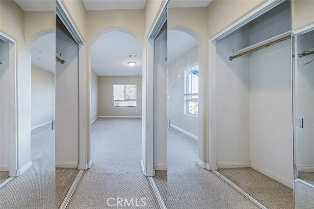 Detail Gallery Image 12 of 33 For 1515 Grismer Ave #302,  Burbank,  CA 91504 - 2 Beds | 2 Baths