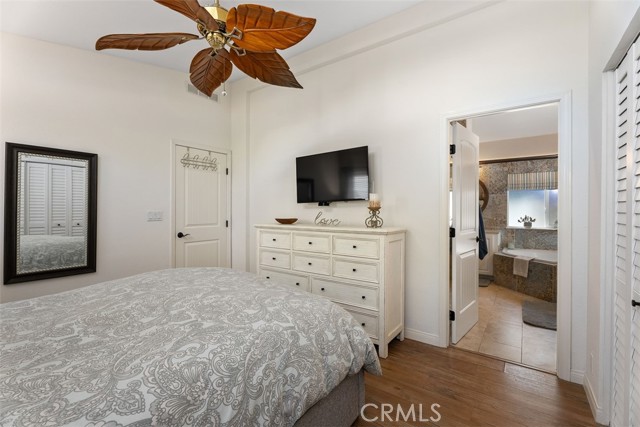Primary bedroom with En Suite bathroom