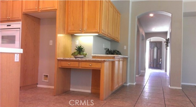 Detail Gallery Image 17 of 25 For 43 Valencia Ln, Redlands,  CA 92374 - 5 Beds | 3/1 Baths