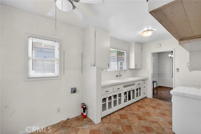 Detail Gallery Image 13 of 42 For 4904 W 121 St, Hawthorne,  CA 90250 - 4 Beds | 2 Baths