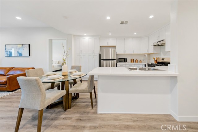 419 N Chandler Avenue, Monterey Park CA: https://media.crmls.org/medias/c8c67875-7000-48f2-ac42-61cd603eed36.jpg