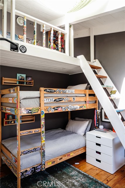 517 5th Street, Manhattan Beach, California 90266, 3 Bedrooms Bedrooms, ,2 BathroomsBathrooms,Residential,Sold,5th,SB22046594