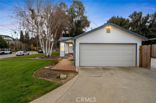 Detail Gallery Image 3 of 25 For 1244 Ramona Dr, Redlands,  CA 92373 - 2 Beds | 1 Baths