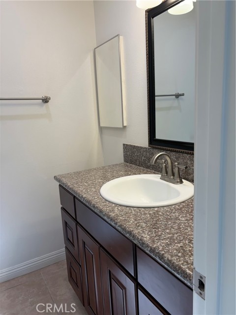 Detail Gallery Image 12 of 14 For 7112 Heil, Huntington Beach,  CA 92647 - 2 Beds | 2 Baths