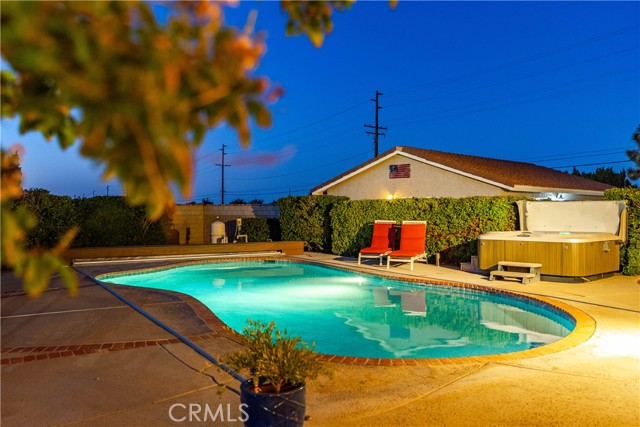 Detail Gallery Image 6 of 69 For 40809 20th St, Palmdale,  CA 93551 - 5 Beds | 2/1 Baths