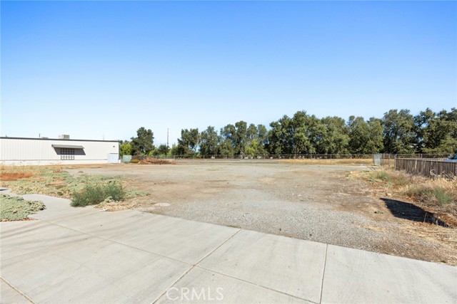 Lot entrance from Midway