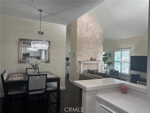 Detail Gallery Image 14 of 49 For 3680 S Bear St #16 / J,  Santa Ana,  CA 92704 - 1 Beds | 1 Baths