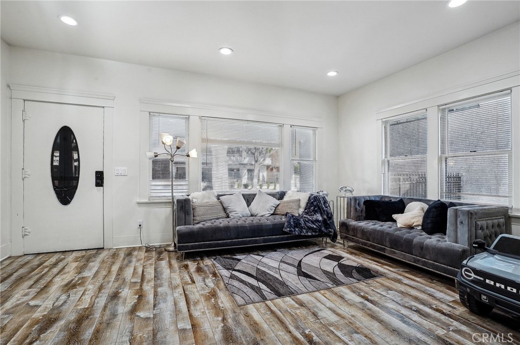 MLS #DW25177428 image #7