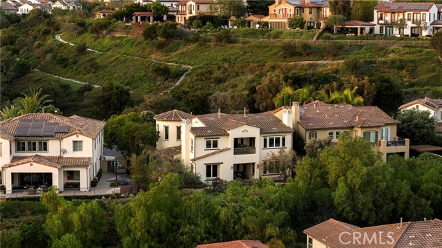 Detail Gallery Image 3 of 67 For 19 Calle Estilo Nuevo, San Clemente,  CA 92673 - 4 Beds | 4/1 Baths