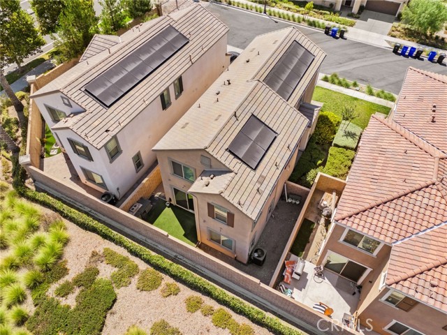 16076 Pesaro Lane, Fontana CA: https://media.crmls.org/medias/c8ca7813-7469-4c01-94dc-5fe17e81ec41.jpg