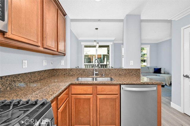 Detail Gallery Image 11 of 32 For 22 Valmont Way, Ladera Ranch,  CA 92694 - 2 Beds | 2/1 Baths