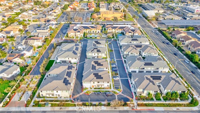 Detail Gallery Image 4 of 45 For 6007 Clementine Lane #21,  Cypress,  CA 90630 - 2 Beds | 2 Baths