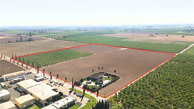 Detail Gallery Image 2 of 75 For 8499 Monte Cristo, Livingston,  CA 95334 - 5 Beds | 5/2 Baths