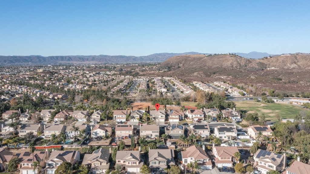 Detail Gallery Image 9 of 53 For 37553 Early Ln, Murrieta,  CA 92563 - 5 Beds | 3 Baths