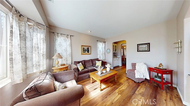 223 Vintage Drive, Turlock CA: https://media.crmls.org/medias/c8cc8a8a-29b9-479f-a409-3e8facdd6fcf.jpg