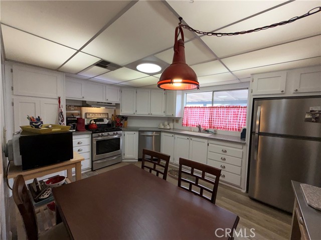 Detail Gallery Image 47 of 48 For 10500 Frontier, Cherry Valley,  CA 92223 - 2 Beds | 2 Baths