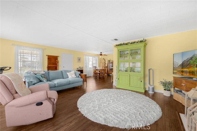 Detail Gallery Image 4 of 30 For 16222 Monterey Ln #193,  Huntington Beach,  CA 92649 - 2 Beds | 2 Baths