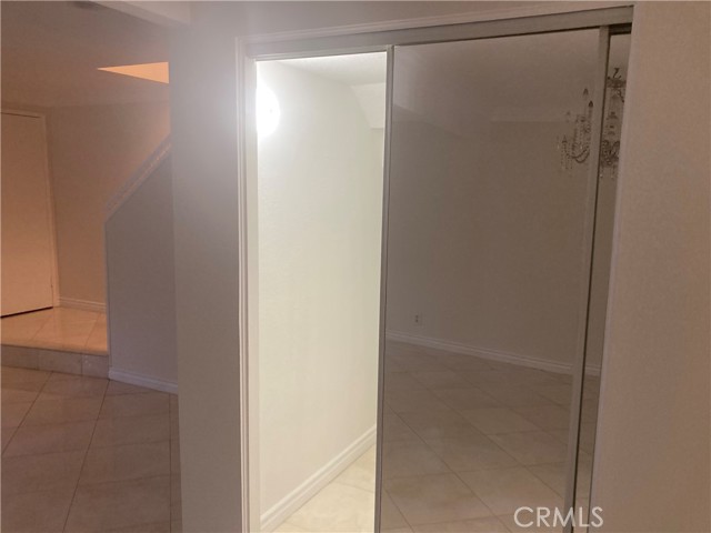 Image 19 of 21 For 2027 Stonewood Ct