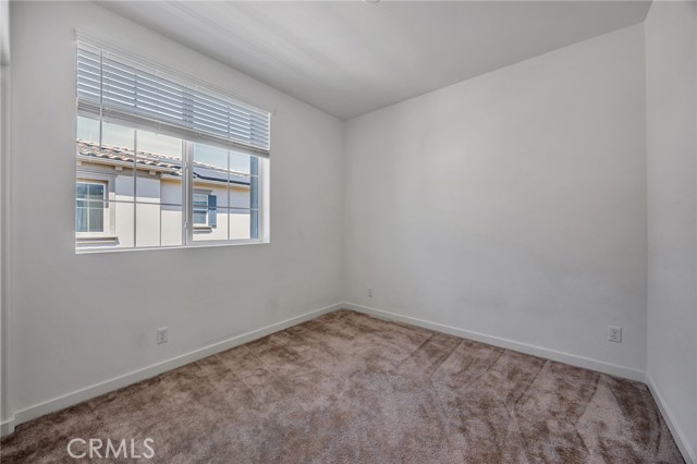 8227 Traveller Street, Chino CA: https://media.crmls.org/medias/c8cf3d10-4087-4184-8253-dee317b8ee43.jpg