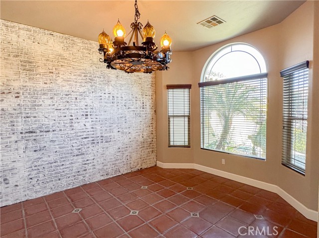 Detail Gallery Image 18 of 61 For 12011 Manorwood St, Bakersfield,  CA 93311 - 4 Beds | 2/1 Baths