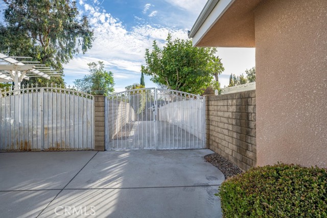 Detail Gallery Image 3 of 19 For 13417 Pala Avenue, Sylmar,  CA 91342 - 2 Beds | 1 Baths