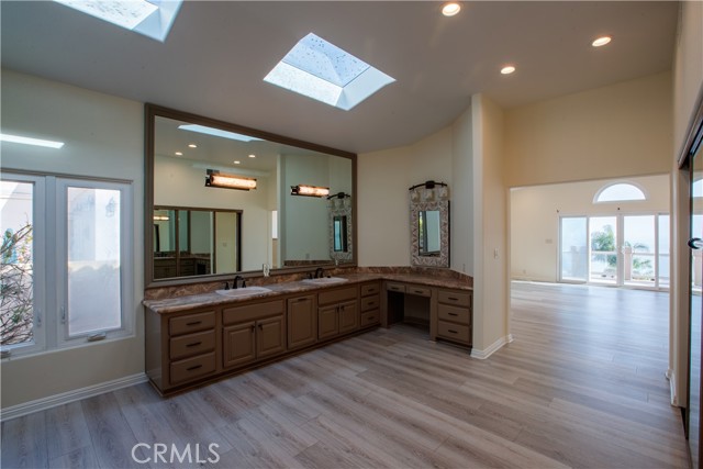 3355 Palo Vista Drive, Rancho Palos Verdes CA: https://media.crmls.org/medias/c8d1e041-b822-43ec-ae04-f29897974fd3.jpg