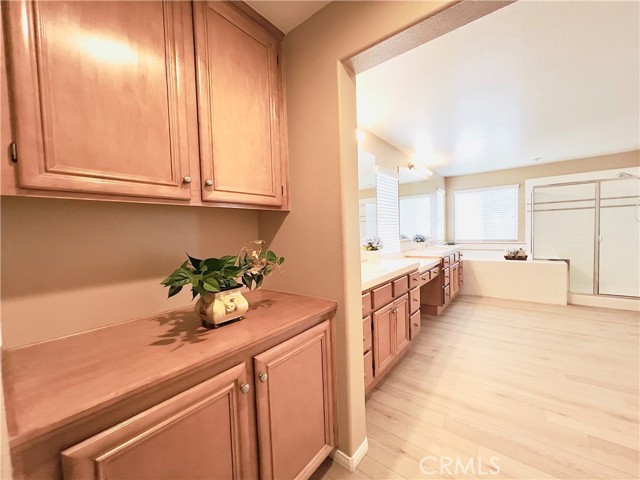 Detail Gallery Image 18 of 42 For 17231 Greentree Dr, Riverside,  CA 92503 - 5 Beds | 4 Baths