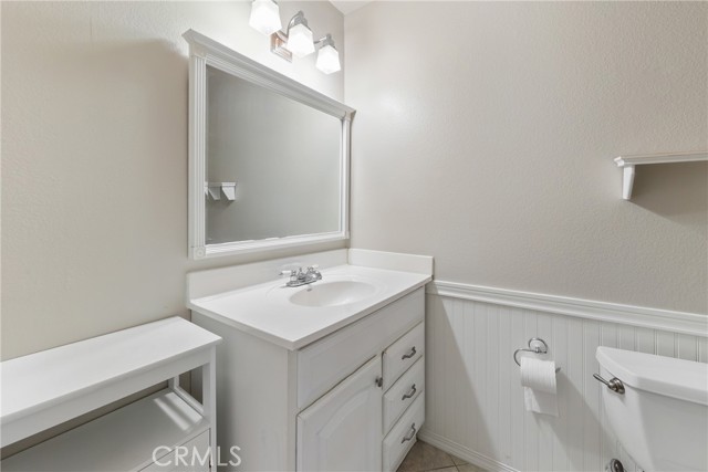 1042 Bassett Court, San Dimas CA: https://media.crmls.org/medias/c8d3e58d-88e2-4293-92e1-0bd3d61772a9.jpg